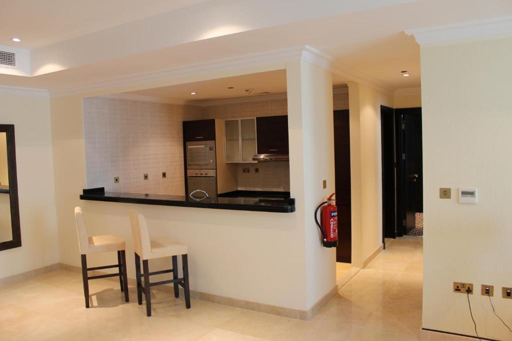 Mathema Premium Aparthotel Doha Bilik gambar