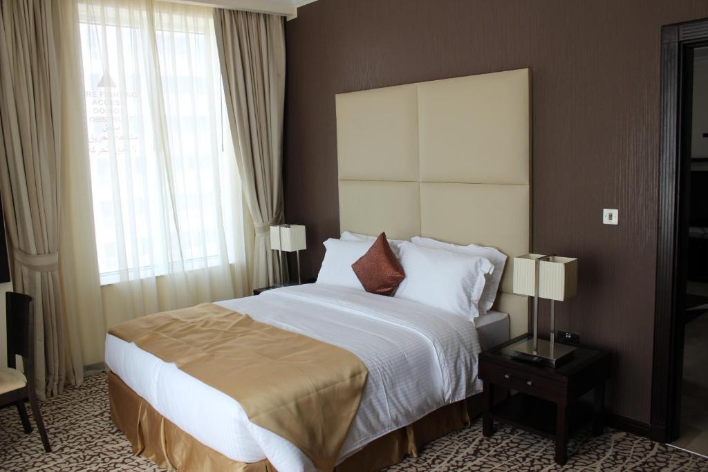 Mathema Premium Aparthotel Doha Bilik gambar